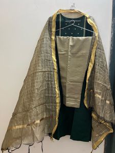 Elegant Emerald Green Kurta Set dupatta