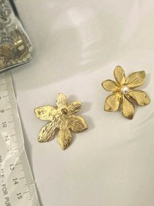 Gold Flower Pearl Stud Earrings