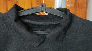 Black graphic print sweatshirts