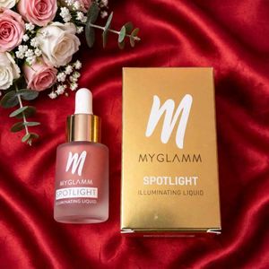 MyGlamm Spotlight Illuminating Liquid