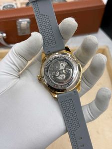 Tommy Hilfiger Grey Gold Silicon Belt ⌚