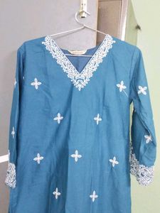 Blue Embroidered kurta set with dupatta
