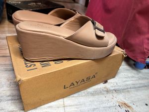 Women's Beige Buckle Slides