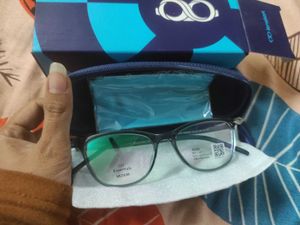 Lenskart Air Essentials Cat Eyeglasses