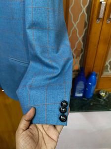 Stylish Blue Checked Blazer wth pant
