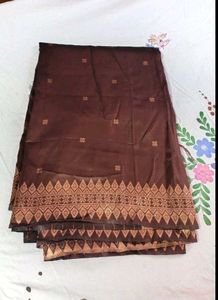 Beautiful Brown Saree with blouse pc