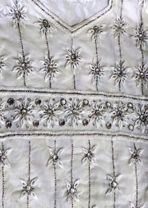 Elegant White Embroidered Kurta