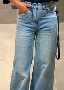 Light Wash Wide Leg Jeans