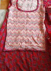combo of two Rajputi poshak