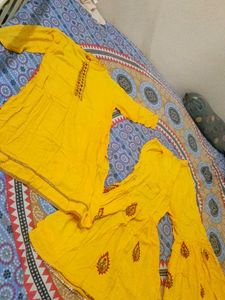 Yellow Kurta Set with Embroidered Detail