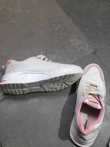 White &amp; Pink Posewalk Sneakers