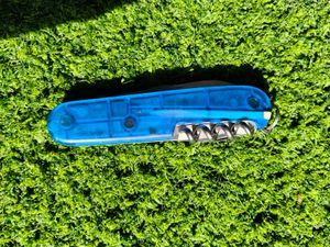 VICTORINOX SPARTAN – TRANSPARENT BLUEClassic Swiss