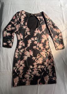 Chic Floral Print Bodycon Dress