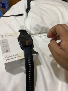 Noise Colorfit Quad Call Smartwatch
