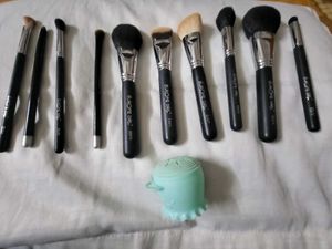 Europe girl Makeup Brush Set