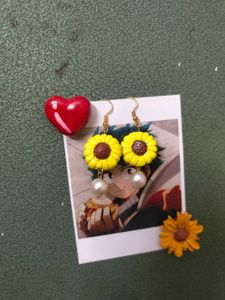 Cheerful Sunflower Pearl Earrings 🌻
