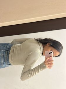 Zip-Up Cropped Long Sleeve Top
