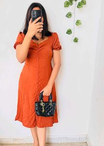 Chic Ruched Button-Front Midi Dress
