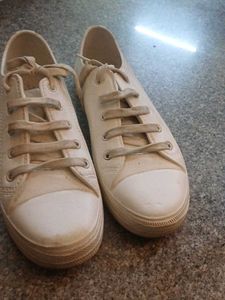 White Classic Zudio Lace-Up Sneakers
