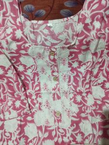 New Beautiful Pink Floral Kurta Set