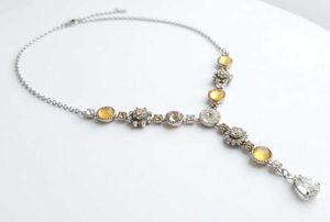 Honey Glow 🍯 Minimalist Aesthetic Y - Necklace