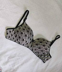 Stylish Fan Print Bra 🖤