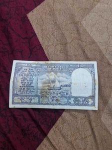 Vintage Indian 10 Rupees Banknote
