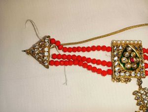 Red Beaded Kundan Jewellery Set
