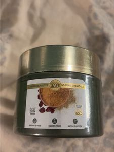 Lotus Botanicals Detan  + Sleeping  + Face packs