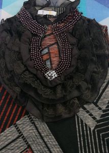 Unique Patterned Sleeveless Top