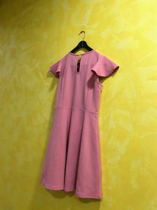 Chic Textured Pink mini dress