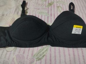 Black Bra 32B