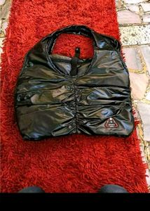Stylish Black Ruched Shoulder Bag