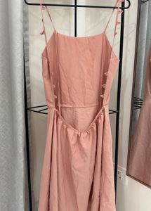 Berrylush Women Rose Solid Styled Back Fit