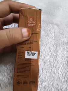 Mila Beaute Longwear Foundation 101 Classic IVORY