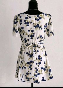 Charming Floral Print Mini Dress