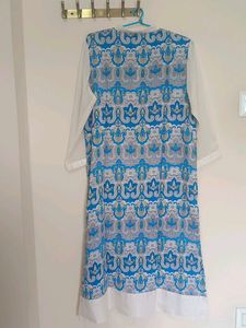 Blue &amp; White Paisley Print Kurta