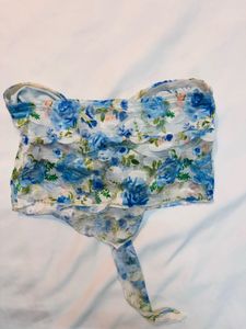 Floral lacey Tie-Front Top