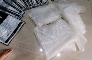Pack 4 Delivery Bags20 &amp; box 3 &amp; बबल सीट15 Met