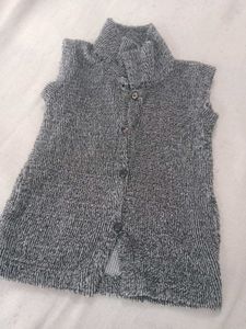 Sleeveless Vest