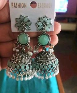 Elegant green Jhumka Earrings