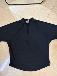 Ribbed Zip Neck Top