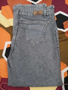 Stylish Grey Wide-Leg Jeans