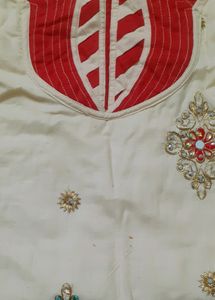 Stiched Kurtha With 3/4 Sleeves