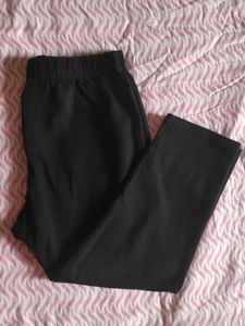 Black Capri Leggings