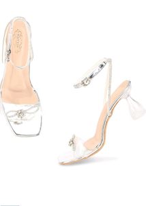 Sparkling Bow Heels