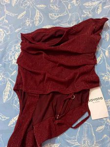 New Savana top with tag