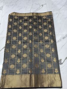 Elegant Grey &amp; Gold Saree