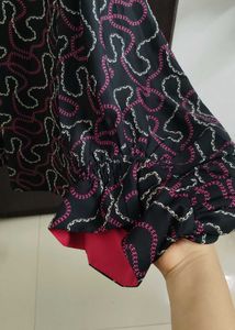 Vero Moda Black Printed Top