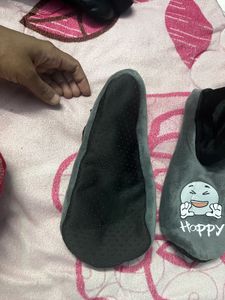 Cute 'Happy' Novelty Slippers